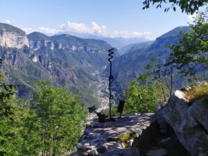 Itinerario n.65: Valstagna, Calà del Sasso, Col D’astiago, sentiero di El Vu, Oliero