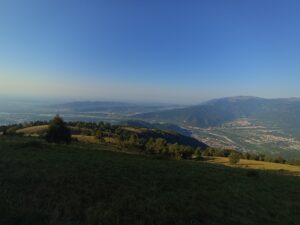 Itinerio n.83 : Pianezze, Balcon, Malga Barbaria, Mariech e Domion